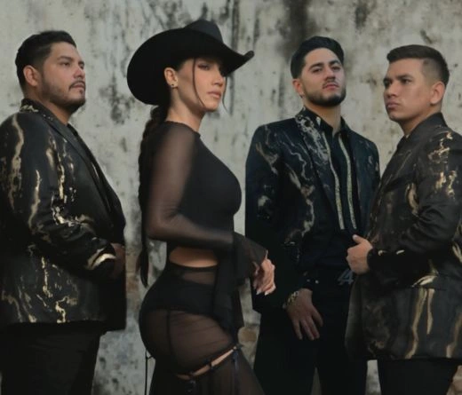 La cantante cordobesa nos presenta el primer adelanto de un lbum que unir el regional mexicano con su raz, un sencillo llamado Equipo favorito, con la participacin de la banda La Adictiva