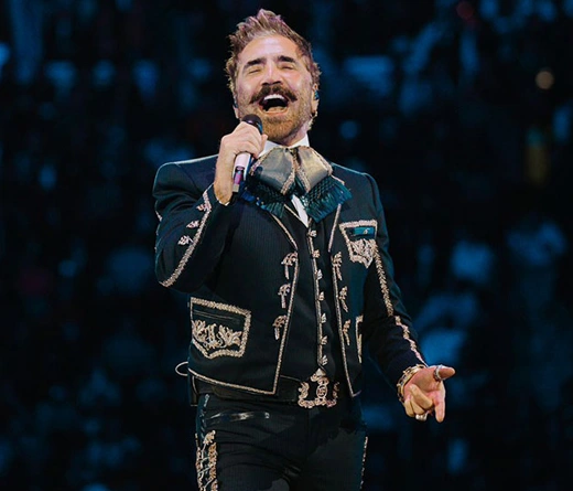 Alejandro Fernndez - Alejandro Fernndez agota cuatro fechas en la Plaza de Toros La Mxico